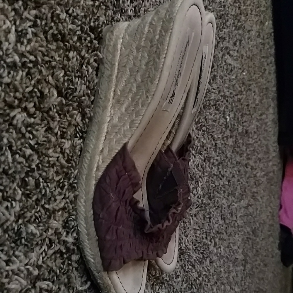 Shoes - Picture 2 of 2